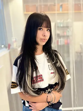 ロング GaKu/ハイトーン /ブリーチ/ブロンドのヘアスタイル