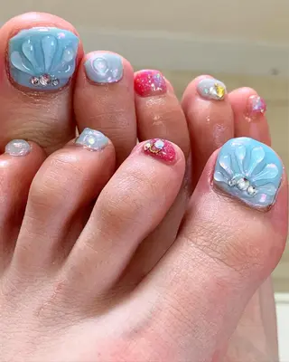 ネイル 新山 聖のネイルデザイン