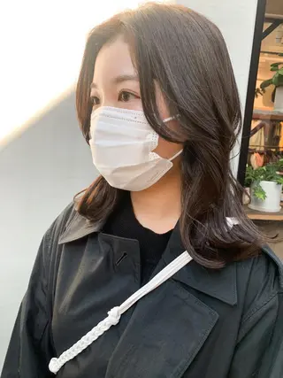 ミディアム カラー ヘアアレンジ yuka .のヘアスタイル