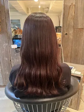 カラー 三品 早妃のヘアスタイル