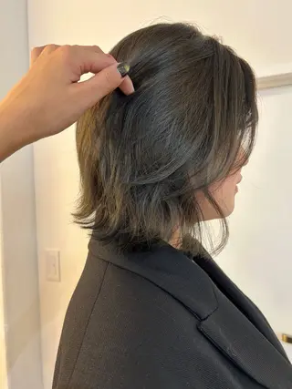 ミディアム レイヤーカット/ 透明感カラーmikuのヘアスタイル