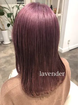 セミロング カラー SHEARA BY CARE所属・. AYUKAのヘアスタイル