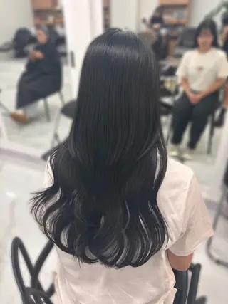 ロング 艶カラー/レイヤー️ 🩵miku🩵のヘアスタイル