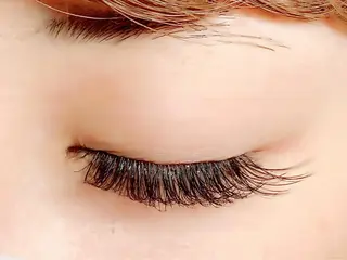 マツエク・マツパ YELLIO所属・YELLIO (エーリオ)のマツエク・マツパデザイン