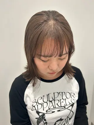 ミディアム レイヤー・ナチュラル RUKUのヘアスタイル