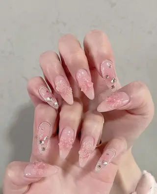 ネイル Lyna 池袋のネイルデザイン