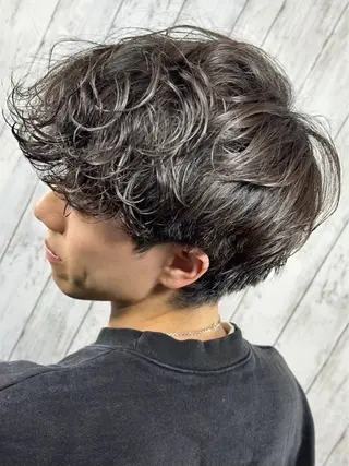 ミディアム パーマ ヘアアレンジ メンズ プレミアムバーバー新宿店所属・⚡️メンズ特化⚡️ 倉林 隼大のヘアスタイル