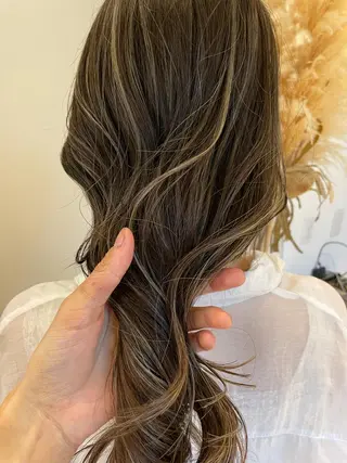 ロング カラー Bree"ze所属・大河原 修太のヘアスタイル