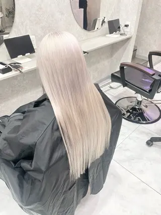 ロング 🦋ハイトーン🦋 石山 希理🦋のヘアスタイル