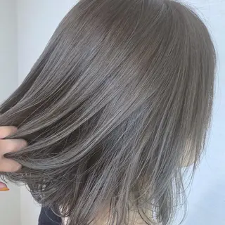 ミディアム ブリーチなしダブル/ レイヤーカット 小棹のヘアスタイル