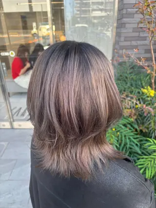 カラー EARTH艶髪 ストレートharuのヘアスタイル