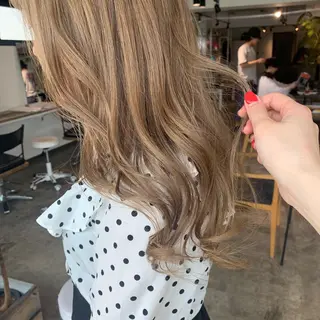 ロング etore 矢場町 南沙希のヘアスタイル