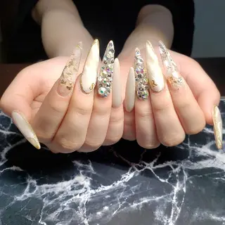 ロング ネイル クロキ 。のネイルデザイン