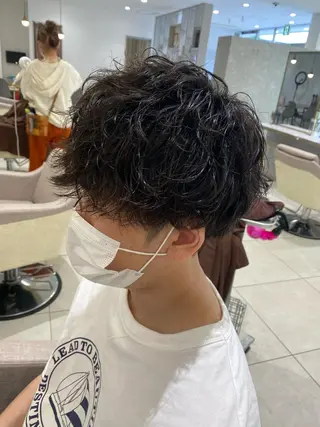 パーマ メンズ 吹田 駿 髪質改善縮毛矯正のヘアスタイル