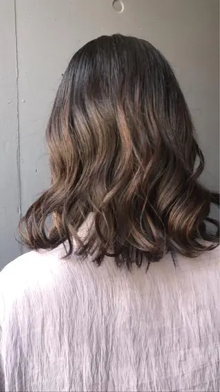 セミロング ヘアアレンジ 🎀縮毛矯正.暗髪 .艶髪🩶ちひろのヘアスタイル