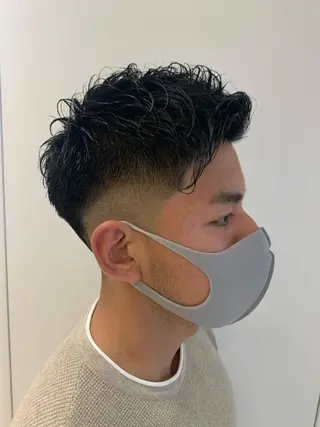 ショート 渋谷ハイトーン/ デザインカラー阿部のヘアスタイル