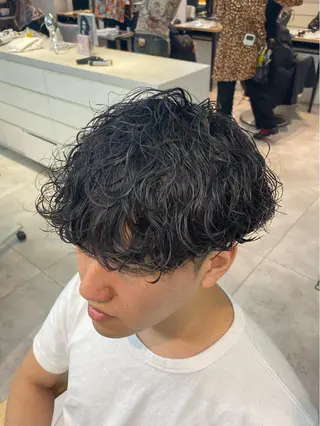 パーマ メンズ 新宿【メンズパーマ】 塩澤太一のヘアスタイル