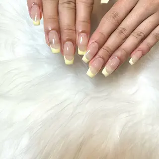 ネイル Aulu'bネイル ボディージュエリーのネイルデザイン