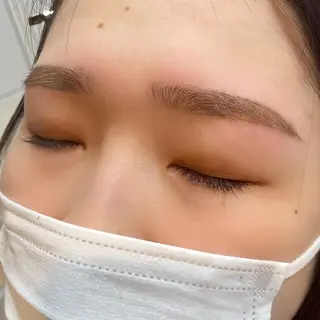 アイブロウ Lucia 清澤のマツエク・マツパデザイン