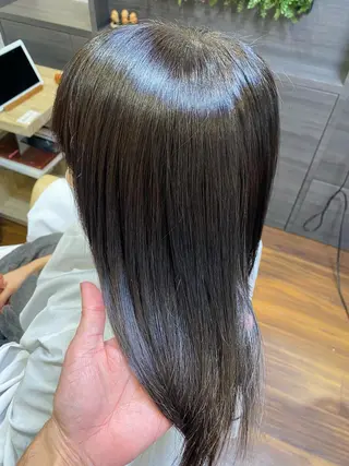 ミディアム カラー 桑原 菜摘のヘアスタイル