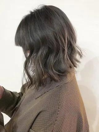 ミディアム カラー ITbyALBUM 松戸のヘアスタイル