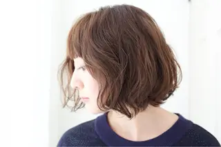 ミディアム パーマ fio マナミのヘアスタイル