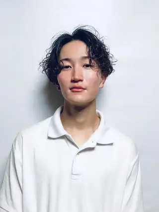 パーマ メンズ Qin shaire salon 原宿verno店所属・【センターパート】 ETO／江藤翼の眉毛・アイブロウイメージ
