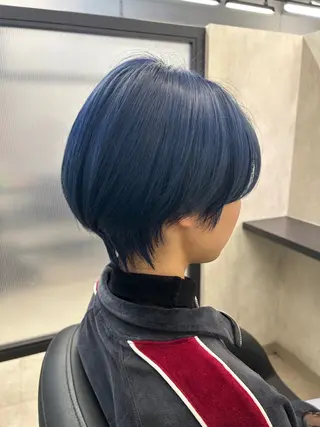 ショート カラー ハイライト/レイヤー ミルクティー/山本のヘアスタイル