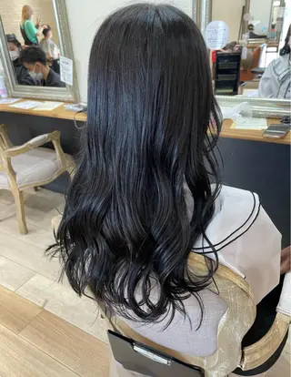 ロング カラー 松尾 遥花のヘアスタイル