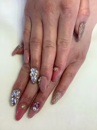 ネイル 💎🐰 saki. m 🐰💎のネイルデザイン