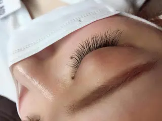 マツエク・マツパ 🩵盛れる韓国ヘア 🩵うるつやカラーのヘアスタイル