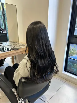 カラー miko🪽地毛風/ ハイトーン/レイヤーのヘアスタイル