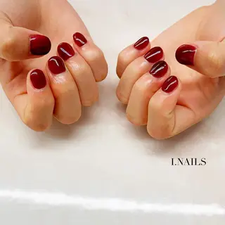 ネイル アイネイルズ所属・早川 梓のネイルデザイン