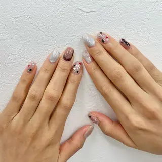 ネイル miki ✴︎ 田町/パラジェルのネイルデザイン