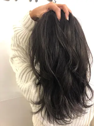 ロング GLROW haruhiのヘアスタイル