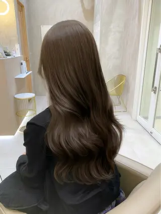 ロング カラー ヘアアレンジ 赤み消し🫧韓国ヘア 🫧藤岡誠也のヘアスタイル