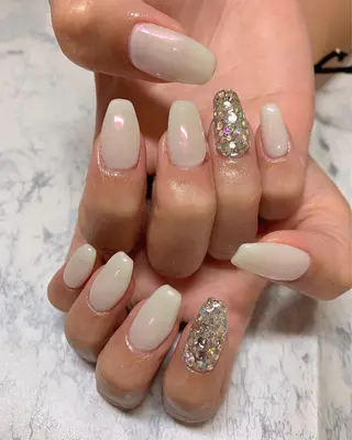 ネイル 菅野 愛花のネイルデザイン