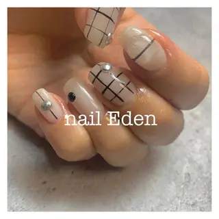 ネイル Eden　private nail saron所属・Eden ♾️のネイルデザイン