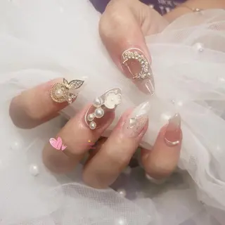 ネイル ネイルサロン 9Carats神田のネイルデザイン