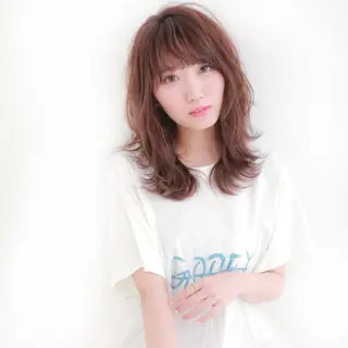 ミディアム 透明感カラー 金村真子のヘアスタイル