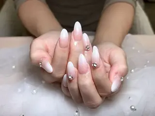 ネイル Chiara 長さだしのネイルデザイン