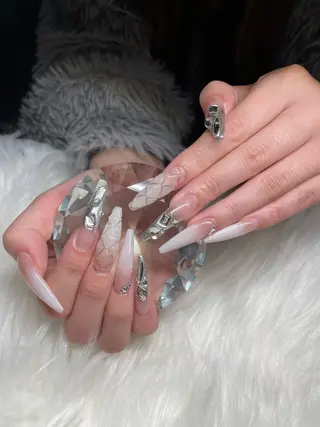 ネイル RAMU 【cutill】のネイルデザイン