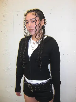 ミディアム ヘアアレンジ コーンロウ／ブレイズ SYUのヘアスタイル