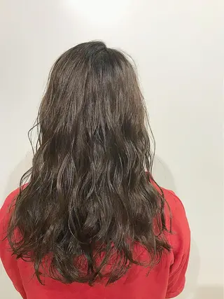 ロング modern made モダンメイド所属・イメチェン☆丁寧接客 田中 優貴のヘアスタイル