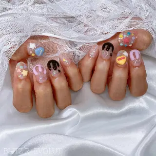 ネイル ☁️BLITZ 🎀笠原雪音🎀のネイルデザイン