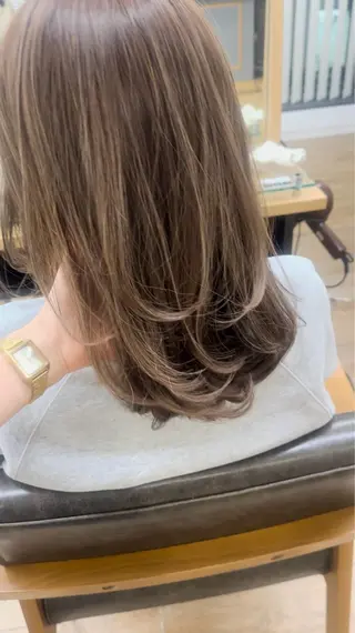 ミディアム カラー パーマ ヘアアレンジ メンズ キッズ 似合わせレイヤー 🌿JUNのヘアスタイル