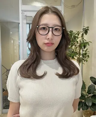 セミロング カラー nakahara madokaのヘアスタイル