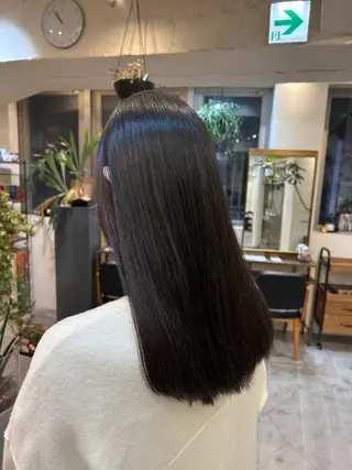 ロング TSUMUGI ／縮毛矯正🎀✨️のヘアスタイル