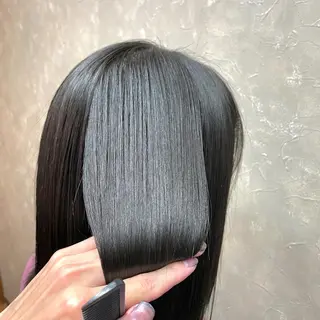 ロング カラー 有田裕真 【ブリーチカラー】のヘアスタイル