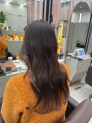 ロング カラー 川中 あいかのヘアスタイル